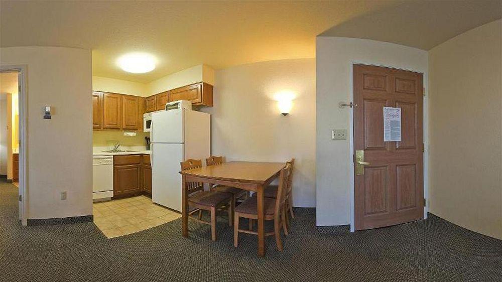 Staybridge Suites Hotel Springfield South, An Ihg Hotel Екстер'єр фото