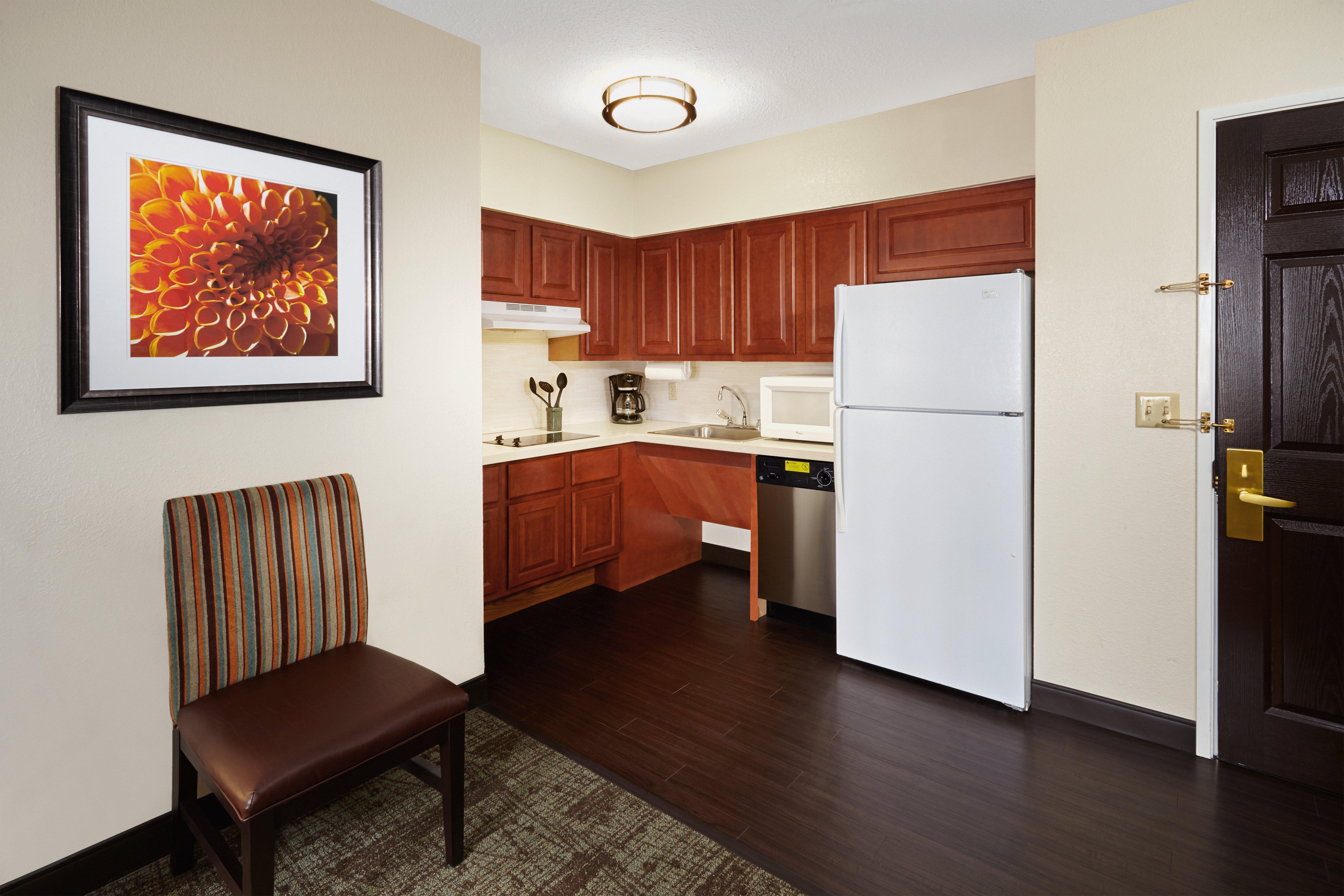 Staybridge Suites Hotel Springfield South, An Ihg Hotel Екстер'єр фото